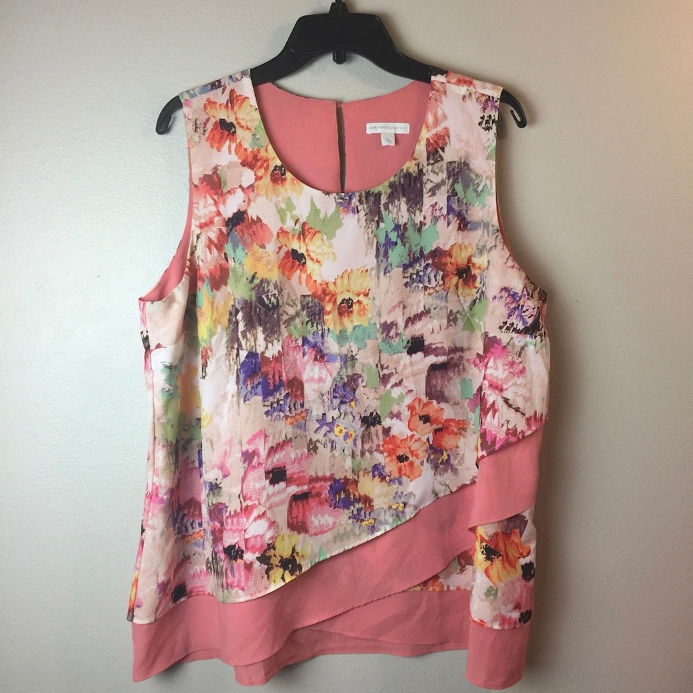 New York and Company Floral Blouse